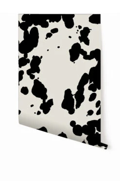 Bovine© Wallpaper In Alabaster