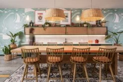 Magma© Wallpaper In Seafoam -Drop It Modern Sales CHIPS EDIT LG 2024 0711 27web