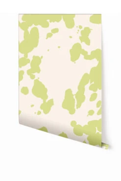Bovine© Wallpaper In Clover