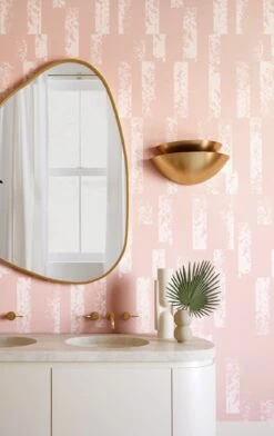 Corral© Wallpaper In Azalea -Drop It Modern Sales Corral Azalea FinalCROP 8d8cdf6b 3357 450f 9480 0a995e048363