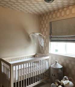 Pillbox© Wallpaper In Cremé -Drop It Modern Sales IMG 3218