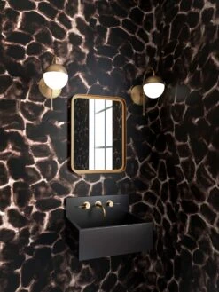 Giraffe© Wallpaper -Drop It Modern Sales MidnightOil Giraffe Final