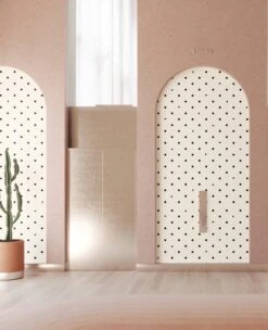 Pretty Woman© Wallpaper In Black + Cremé -Drop It Modern Sales PrettyWoman Black Creme Finalcrop 1