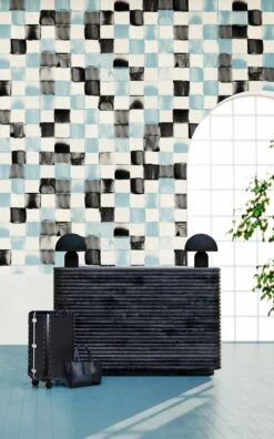 Grande© Wallpaper In Ice 13 Grande© Wallpaper In Ice -Drop It Modern Sales grande ice rendering 02