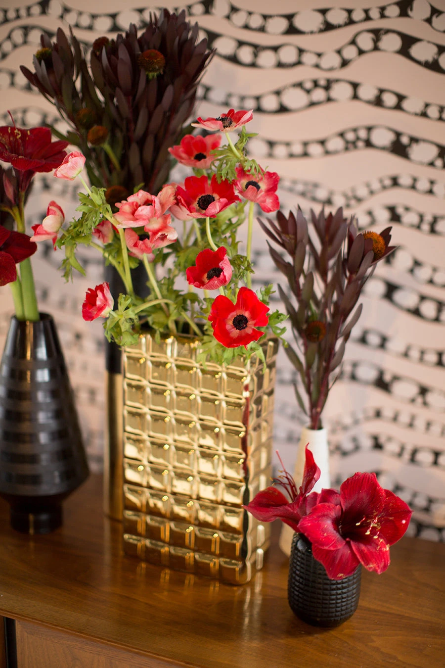 Serpent© Wallpaper In Black 5 Serpent© Wallpaper In Black - Image 5