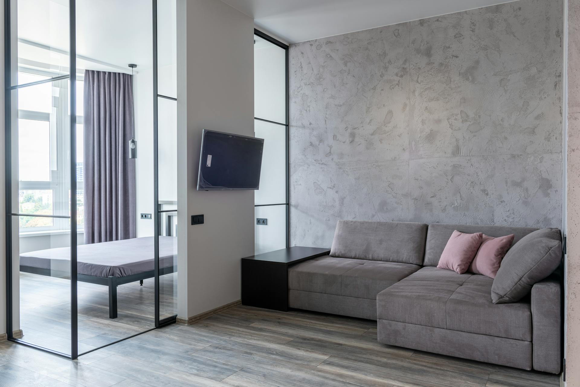 Drop It Modern Sales -Drop It Modern Sales pexels heyho 6436753